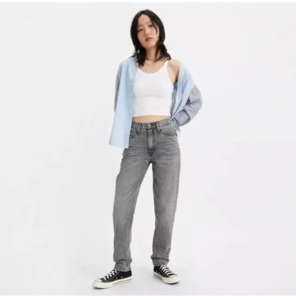 Levi’s Premium 501 Button Fly High Rise Mom Jeans Big E Size 27